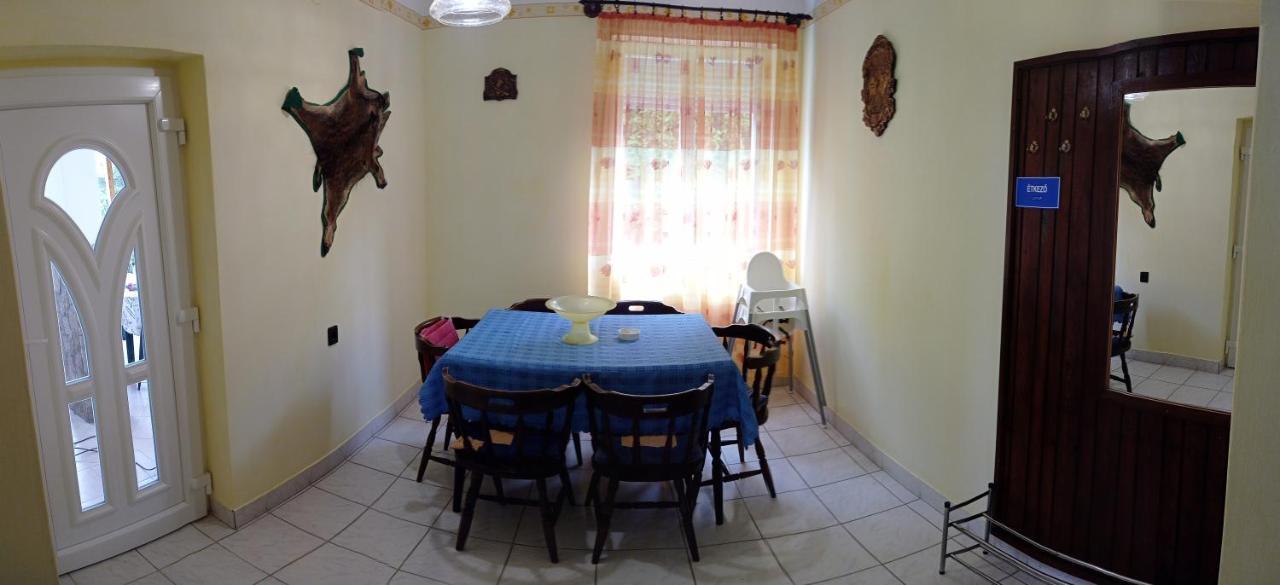 Kaman Nyaralo Apartment Badacsonytomaj Exterior photo
